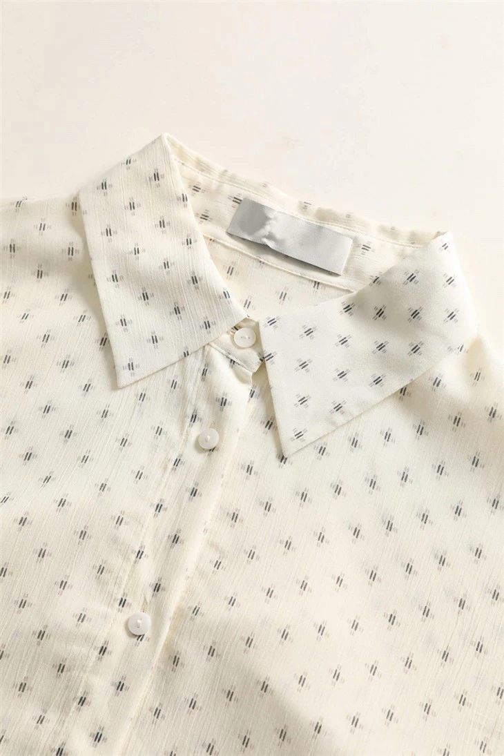 Fashionable Woman White Shirt Blouse Fashionable Woman White Shirt Blouse