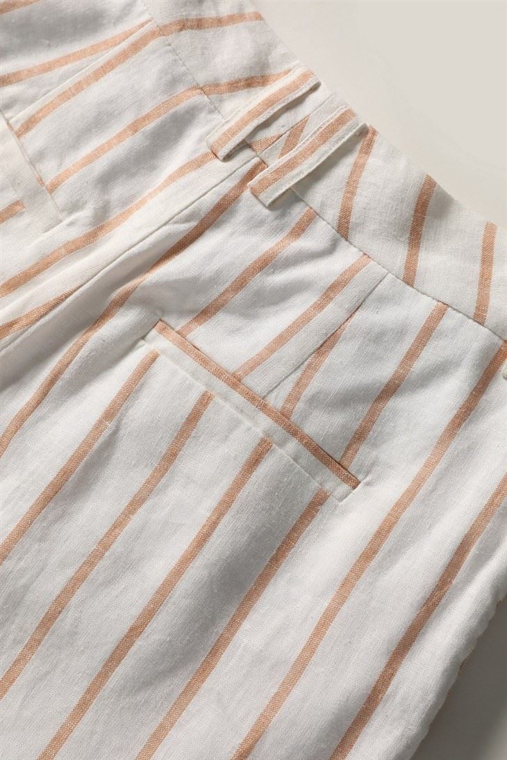 White Striped Shorts With Orange Color White Striped Shorts With Orange Color